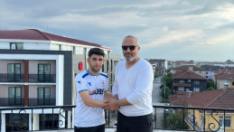 Hendekspor sosyal medya hesabından duyurdu. 4 Hendekli gencimiz A kadroya dahil edildi.