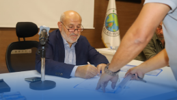 Hendek Belediyesi işyerlerinin kiralama ihalesi yapıldı
